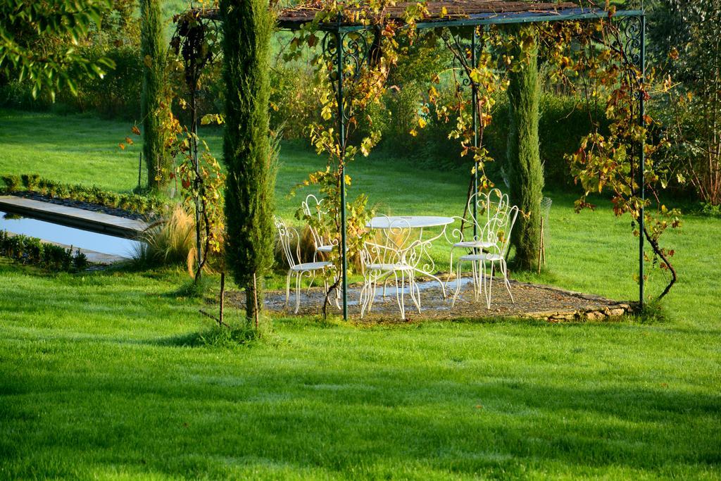 Domaine Des Ormeaux Villa Ajat Exterior photo