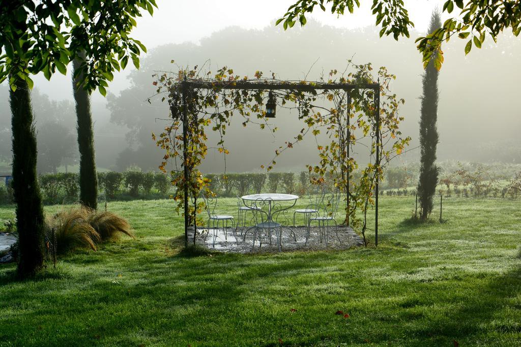 Domaine Des Ormeaux Villa Ajat Exterior photo