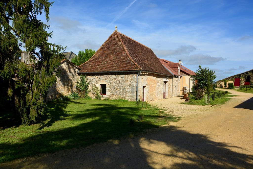 Domaine Des Ormeaux Villa Ajat Exterior photo