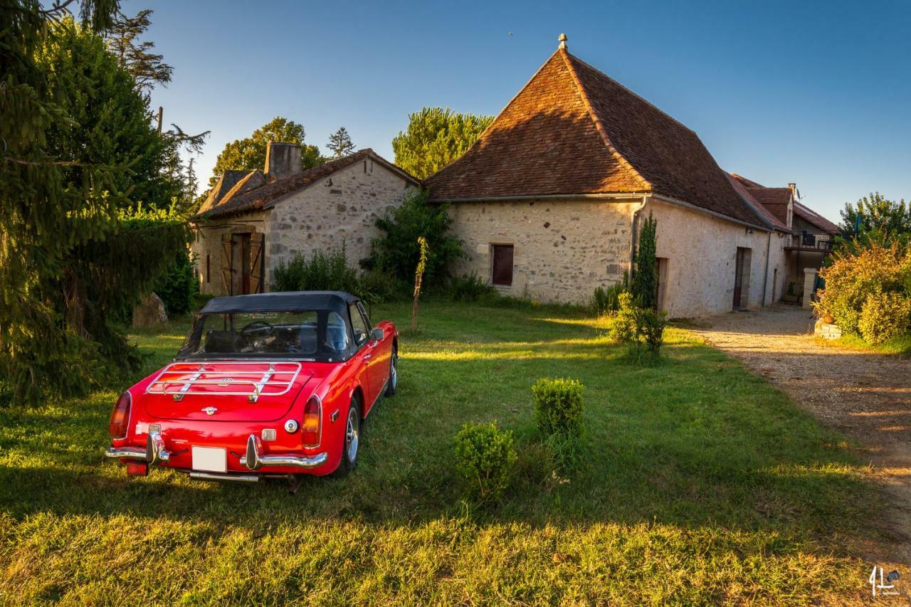 Domaine Des Ormeaux Villa Ajat Exterior photo